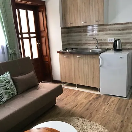 Apartments Kollari Ulcinj Exterior photo